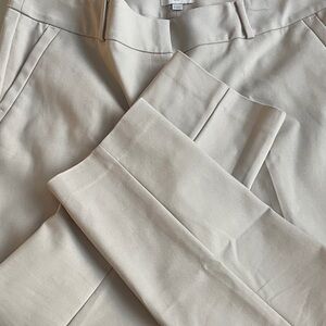 LOFT Curvy Skinny Ankle Cream Skinny Pants